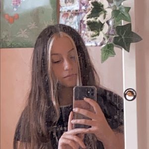 Meet your Posher, Stella